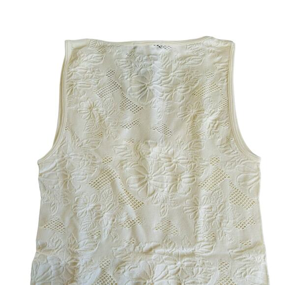 Forever 21 NWT Cream Floral Cut Out Round Neckline Knit Bodysuit Medium/Large - Picture 8 of 9